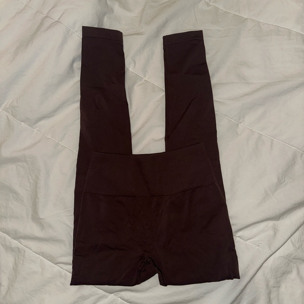 Aurola butt scrunch leggings